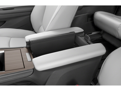 2024 Toyota Sienna XLE 8 Passenger