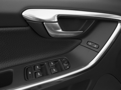 2015 Volvo XC60 T6 Platinum