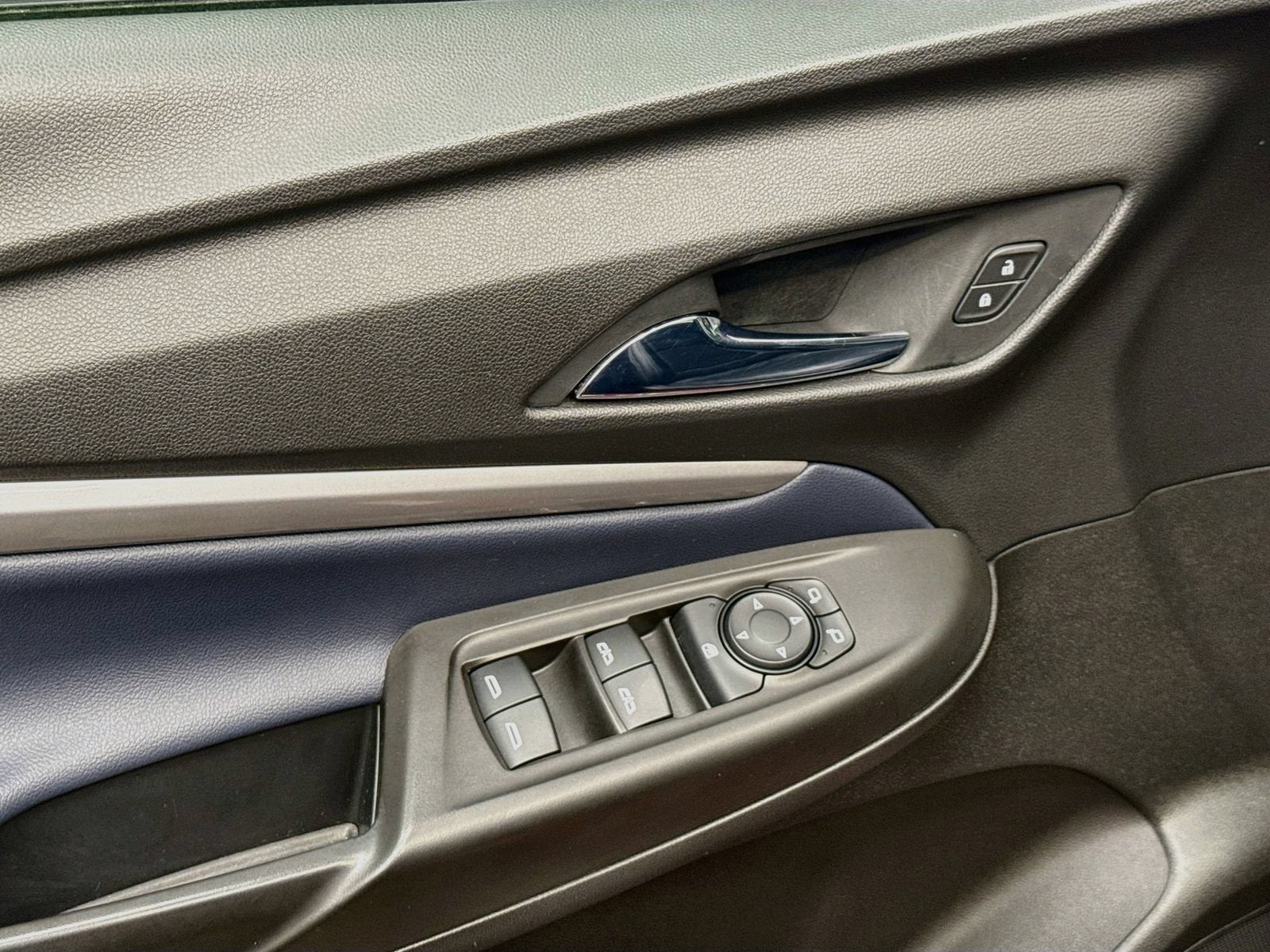 2022 Chevrolet Bolt EUV LT