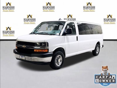 2024 Chevrolet Express Passenger 3500 1LT