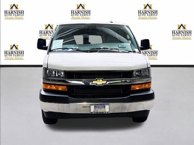 2024 Chevrolet Express Passenger 3500 1LT