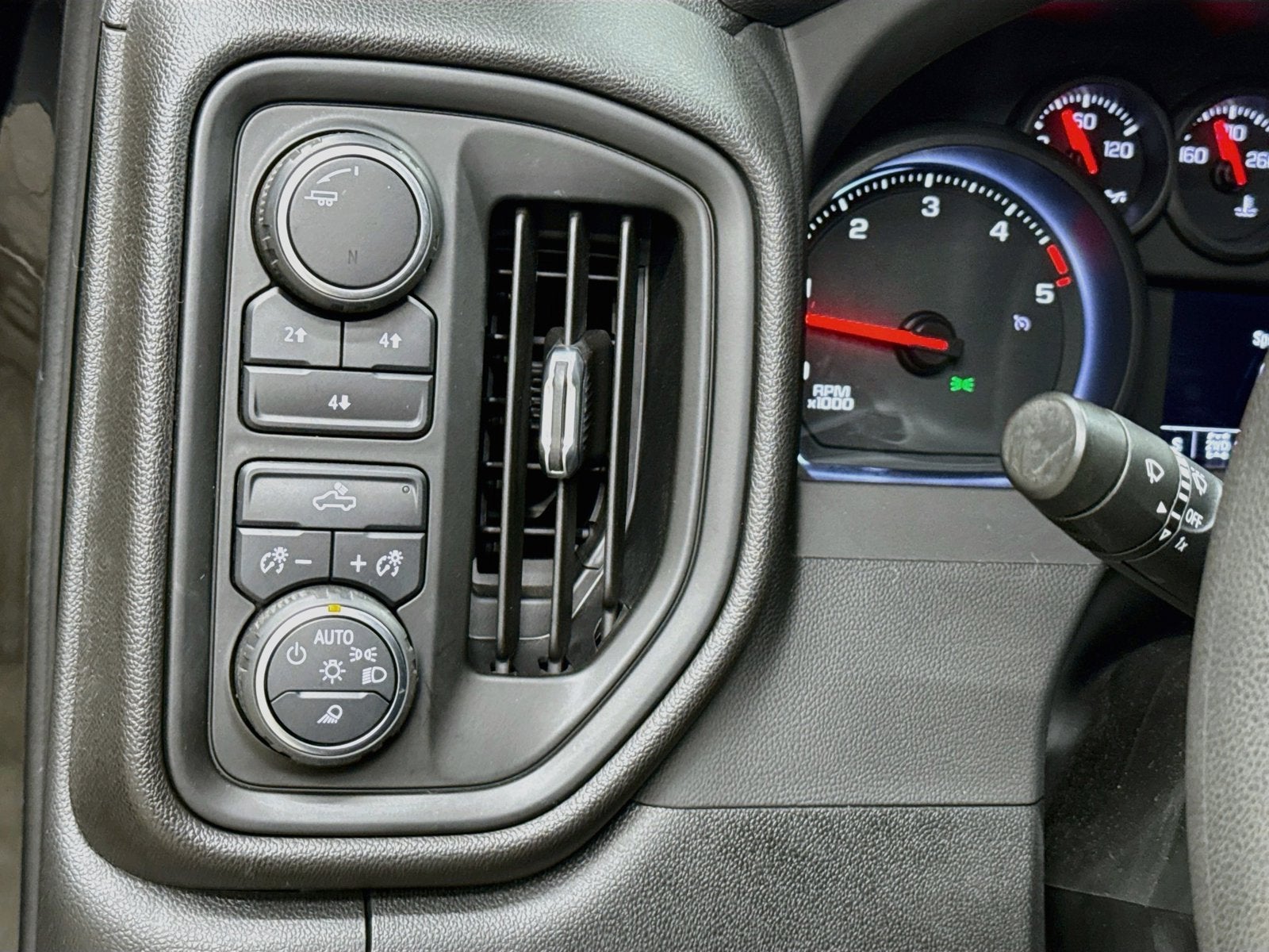 2023 Chevrolet Silverado 2500 HD Custom