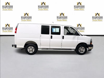2025 Chevrolet Express Cargo WT