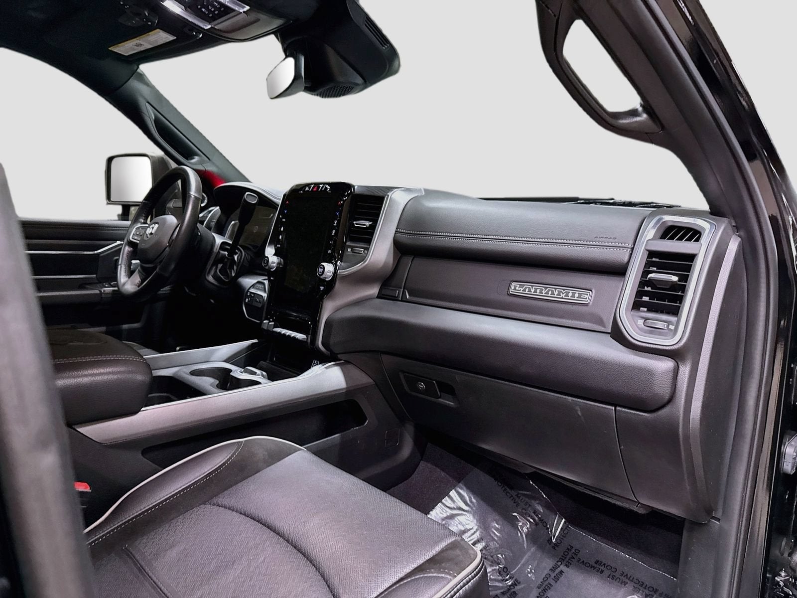 2024 RAM 3500 Laramie Crew Cab 4x4 8' Box