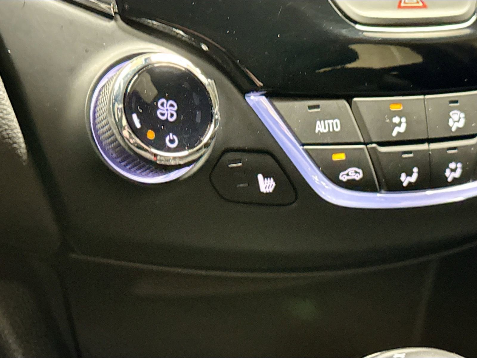 2019 Chevrolet Cruze Premier