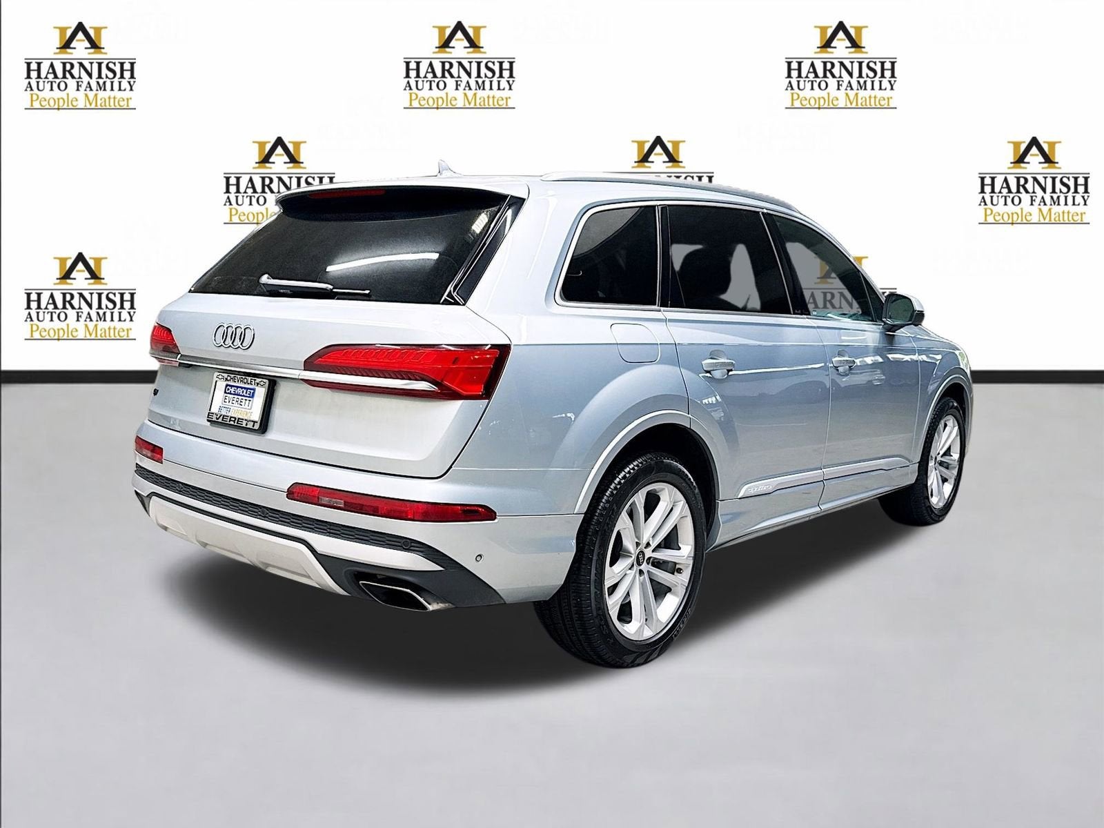 2025 Audi Q7 Premium Plus