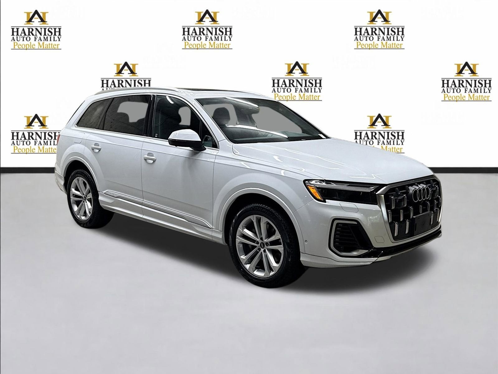 2025 Audi Q7 Premium Plus