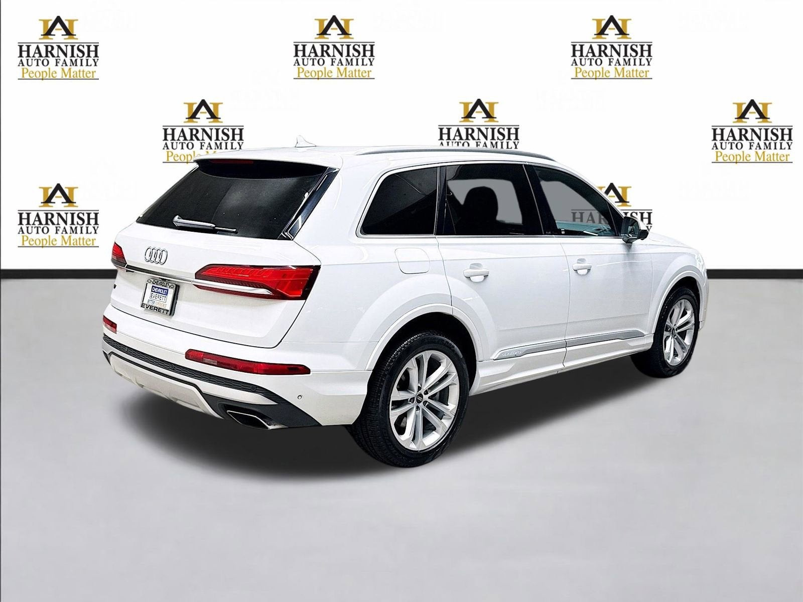 2025 Audi Q7 Premium Plus