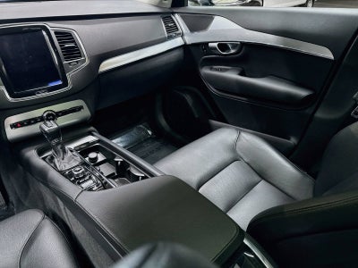 2018 Volvo XC90 T5 Momentum