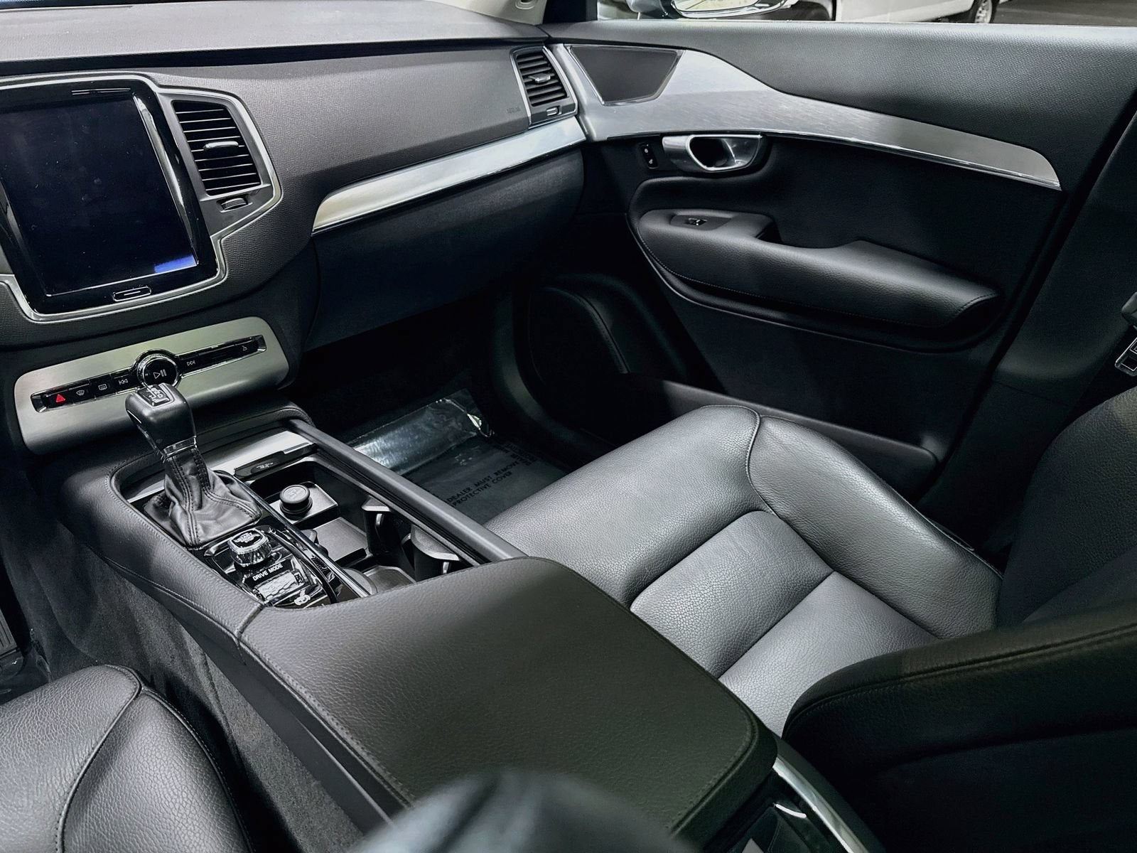 2018 Volvo XC90 T5 Momentum