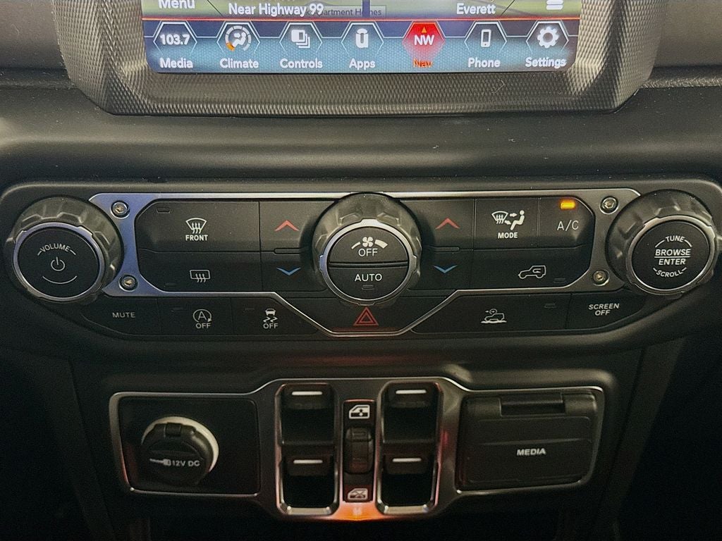 2022 Jeep Gladiator Willys