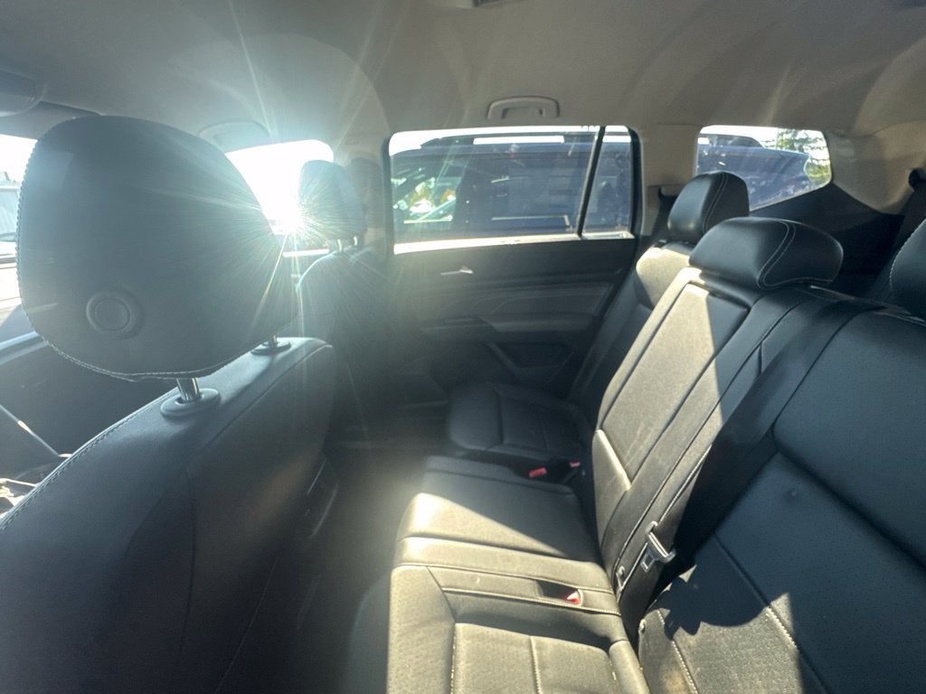 2021 Volkswagen Atlas 3.6L V6 SE w/Technology