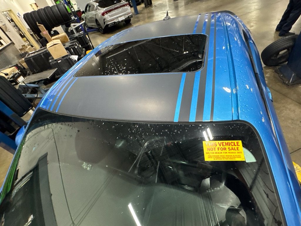 2016 Dodge Challenger R/T Shaker
