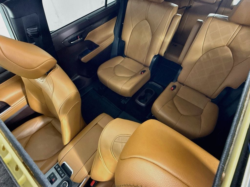 2020 Toyota Highlander Platinum