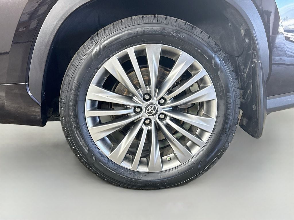 2020 Toyota Highlander Platinum