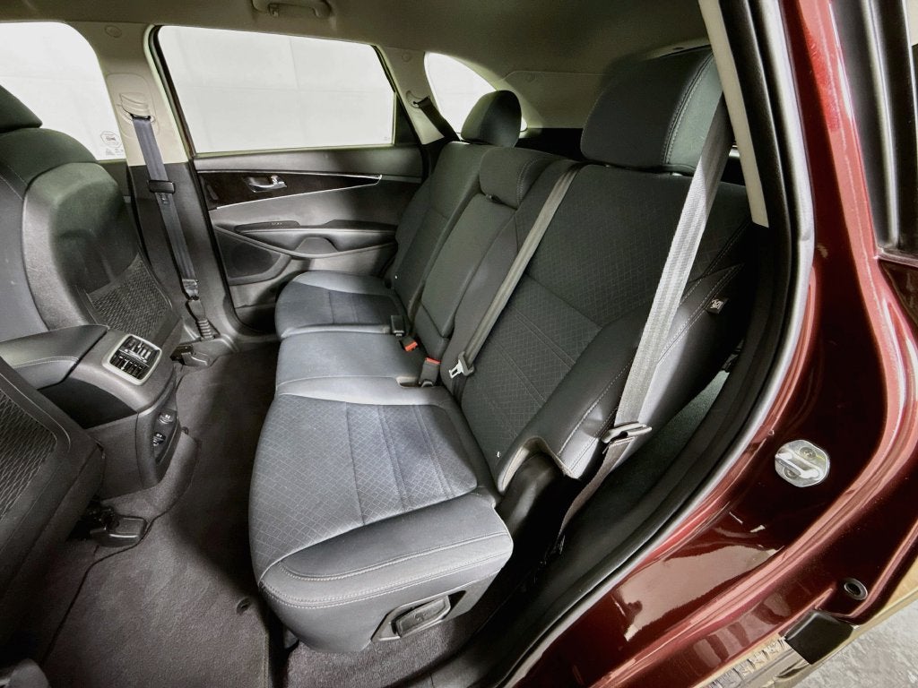 2018 Kia Sorento LX