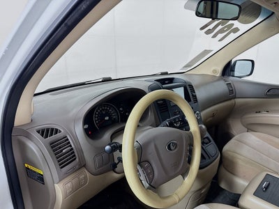 2014 Kia Sedona LX