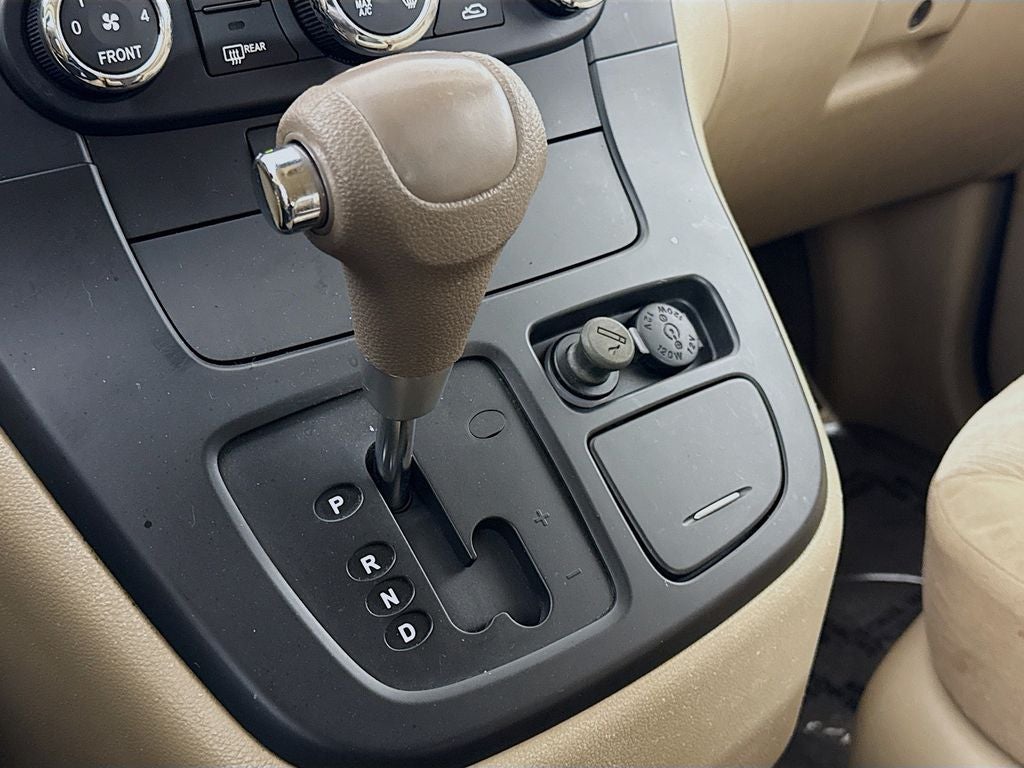 2014 Kia Sedona LX