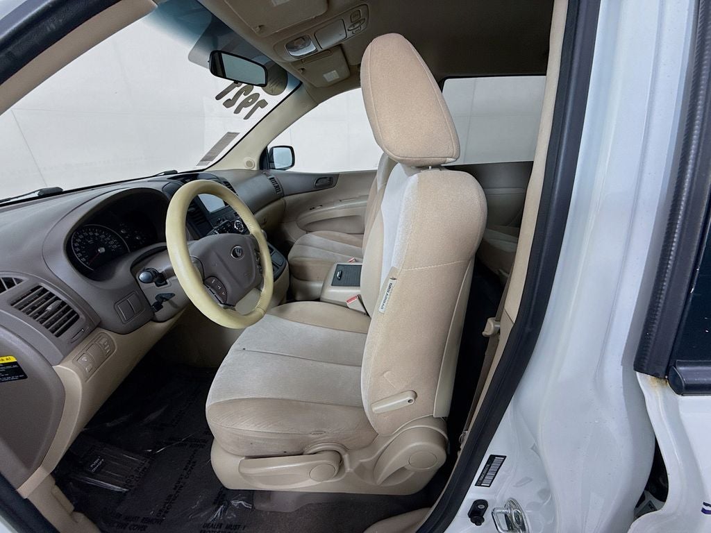 2014 Kia Sedona LX