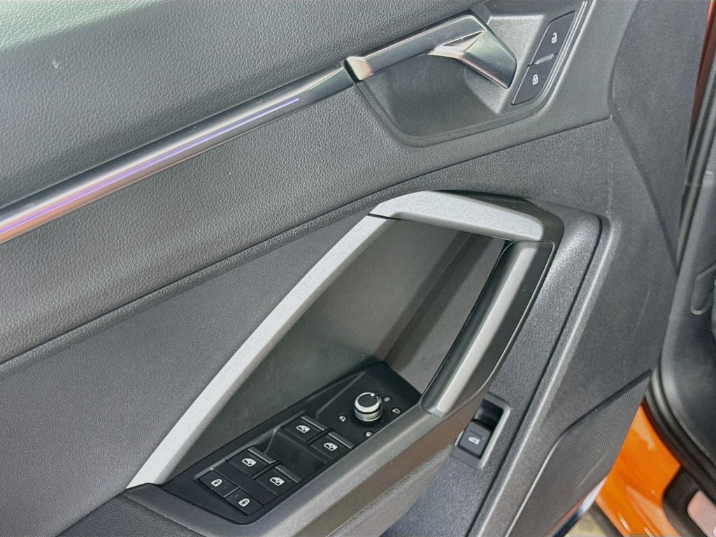2019 Audi Q3 2.0T Prestige S line quattro