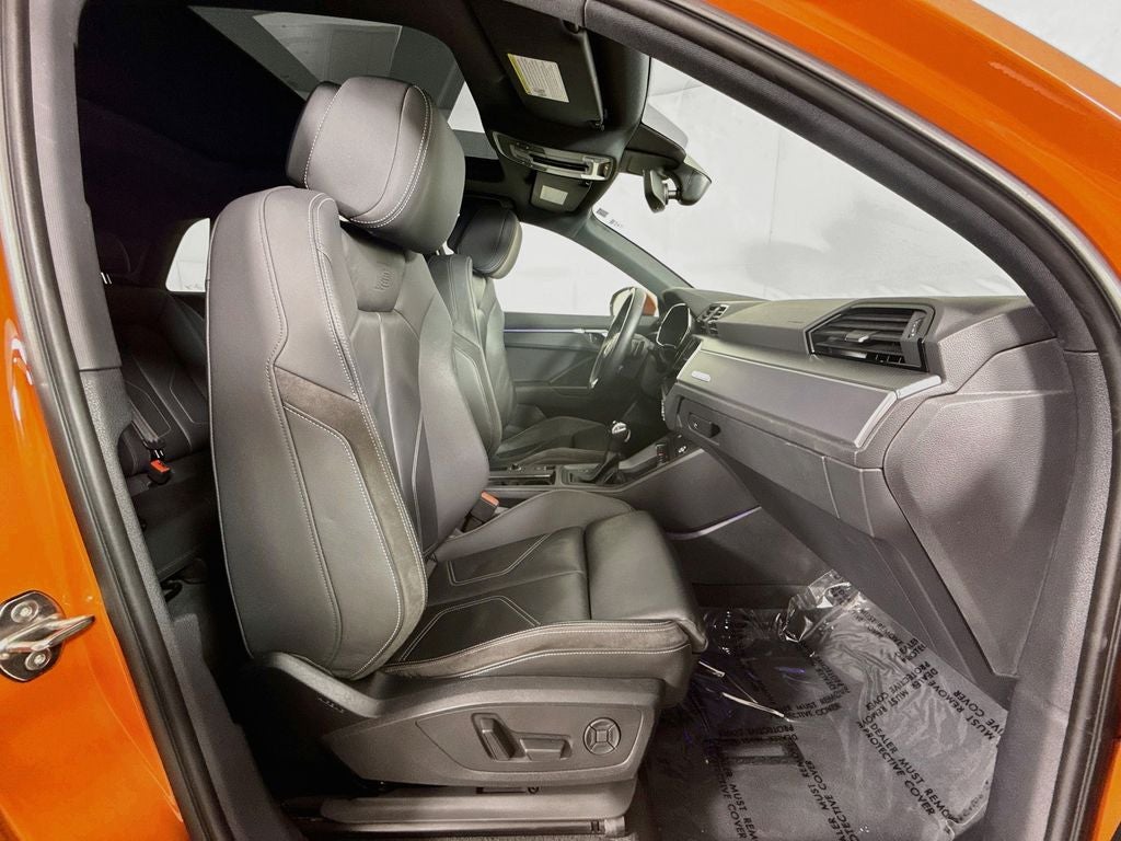 2019 Audi Q3 2.0T Prestige S line quattro