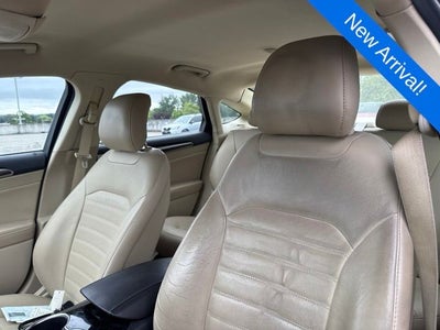 2014 Ford Fusion SE