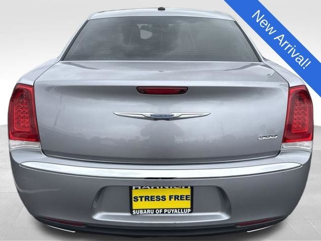2017 Chrysler 300 Limited