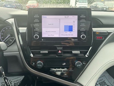 2022 Toyota Camry SE