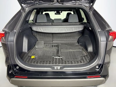 2024 Toyota RAV4 Hybrid SE