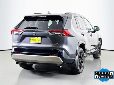 2024 Toyota RAV4 Hybrid SE