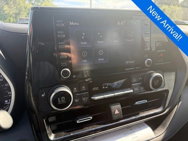 2022 Toyota Highlander XSE