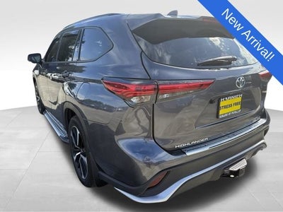 2022 Toyota Highlander XSE