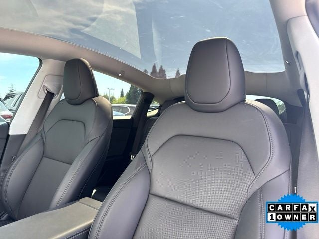 2026 Tesla Model Y Premium