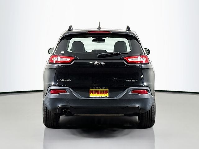 2015 Jeep Cherokee Sport