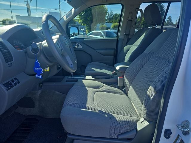 2017 Nissan Frontier SV