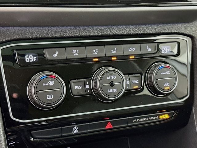 2023 Volkswagen Atlas SEL