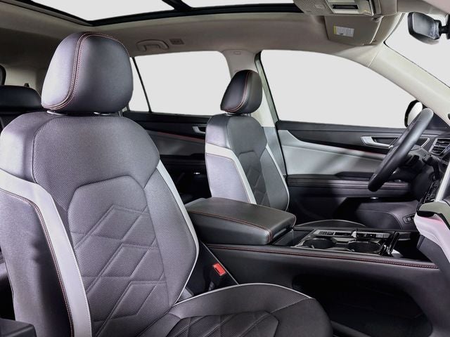 2024 Volkswagen Atlas 2.0T Peak Edition SE w/Technology
