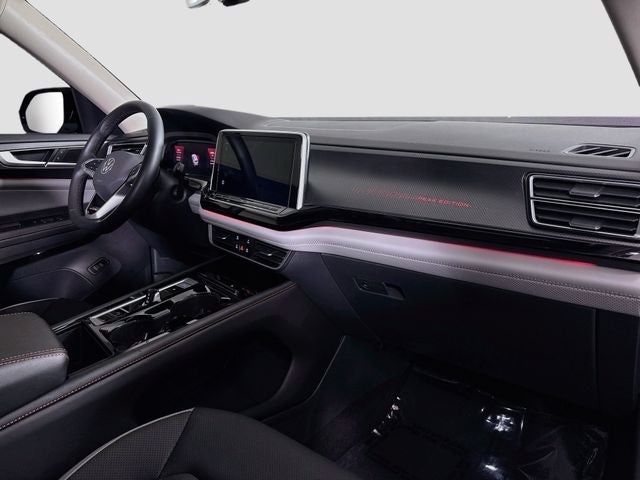 2024 Volkswagen Atlas 2.0T Peak Edition SE w/Technology