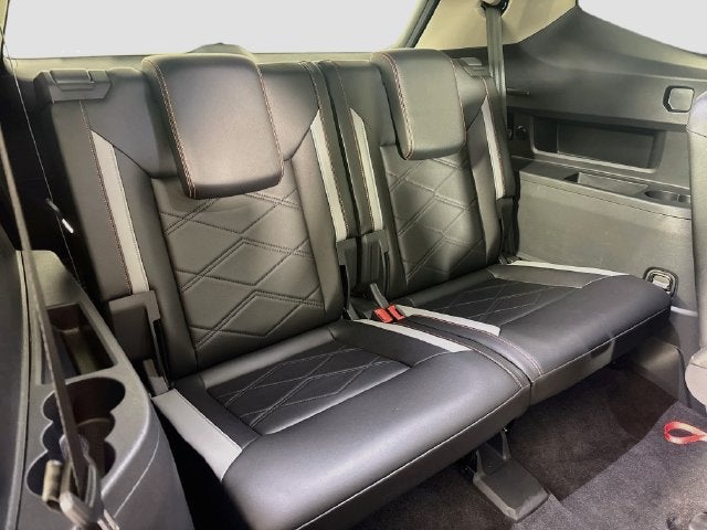 2024 Volkswagen Atlas 2.0T Peak Edition SE w/Technology