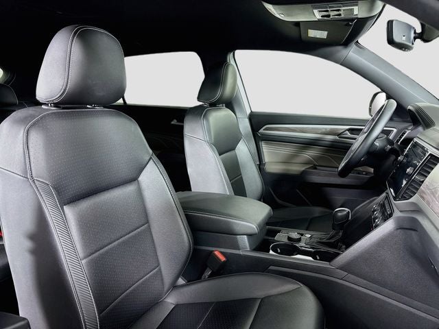 2023 Volkswagen Atlas Cross Sport 2.0T SE w/Technology