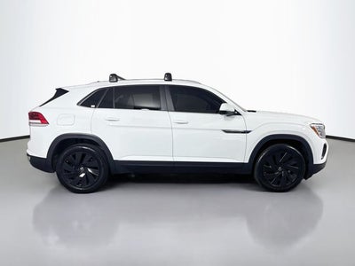 2024 Volkswagen Atlas Cross Sport 2.0T SE w/Technology