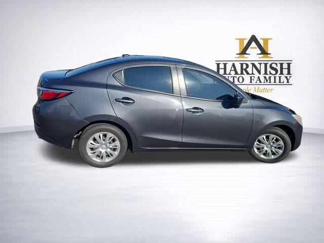2019 Toyota Yaris L