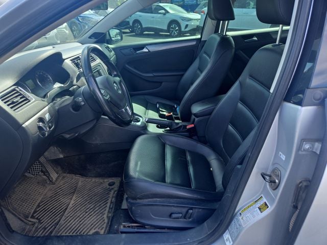 2014 Volkswagen Jetta 2.0L TDI w/Premium/Navigation