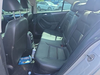 2014 Volkswagen Jetta 2.0L TDI w/Premium/Navigation
