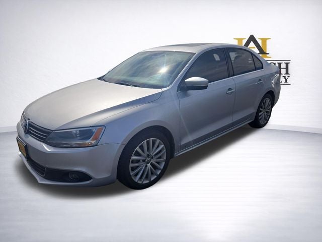 2014 Volkswagen Jetta 2.0L TDI w/Premium/Navigation