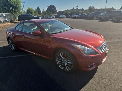 2014 INFINITI Q60 Base