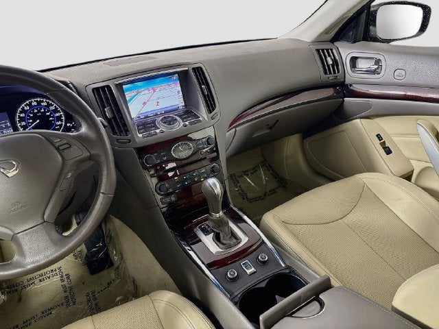 2014 INFINITI Q60 Base