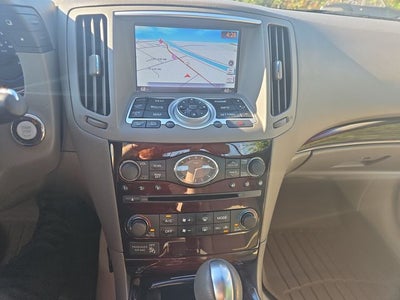 2014 INFINITI Q60 Base