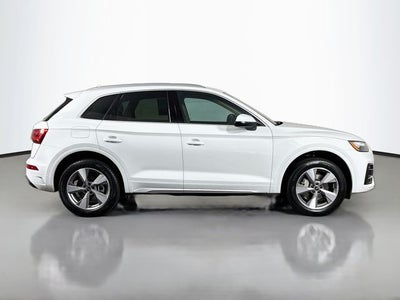 2023 Audi Q5 40 Premium quattro
