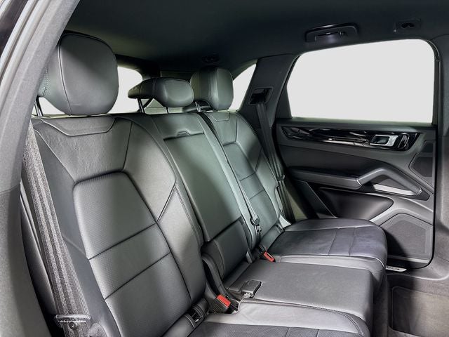 2020 Porsche Cayenne Base